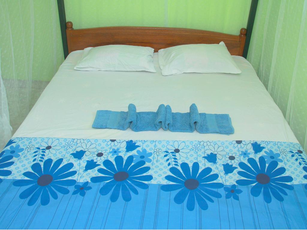 Mirissa Harbour View Hotel Szoba fotó
